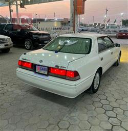 تويوتا كراون